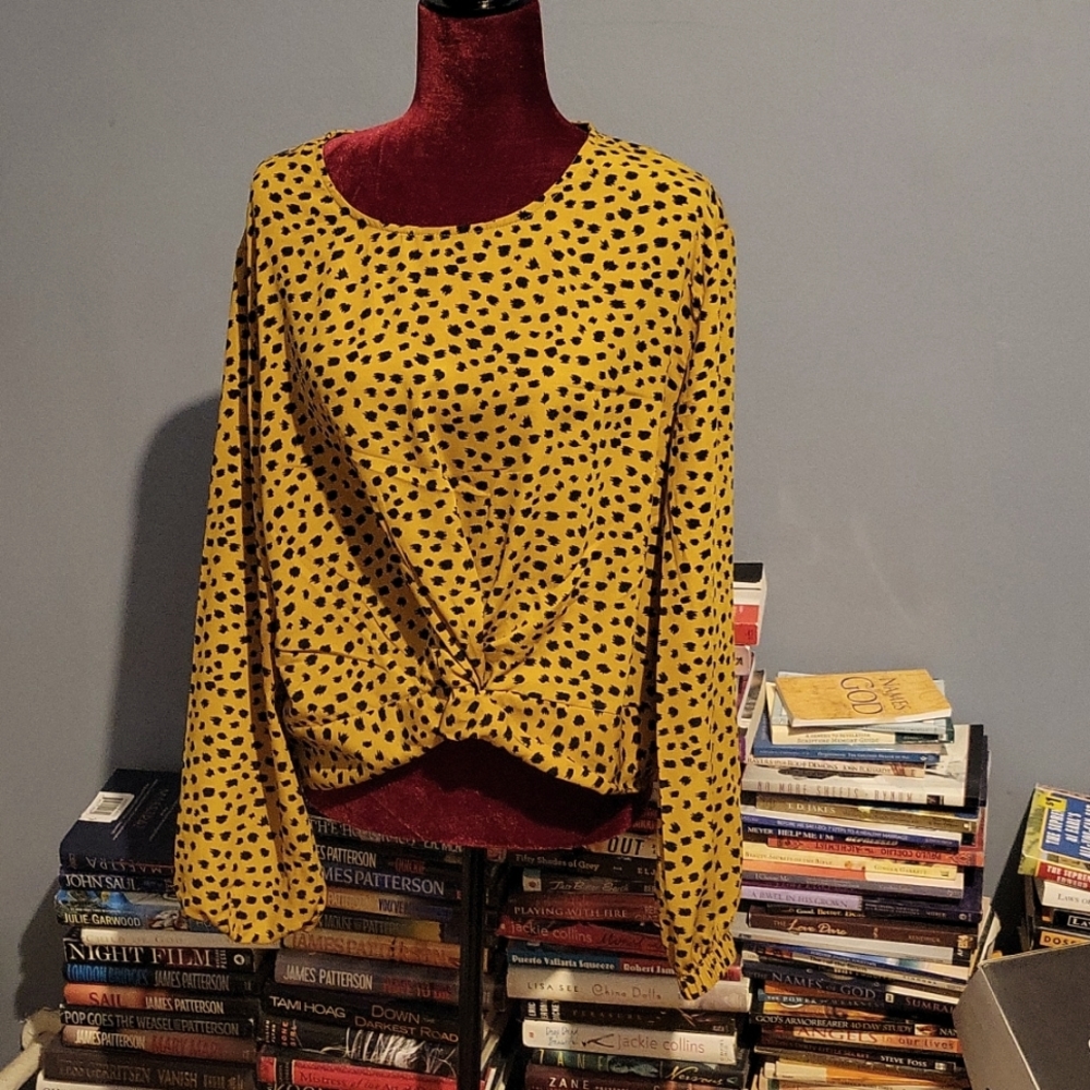 L N V Blouse